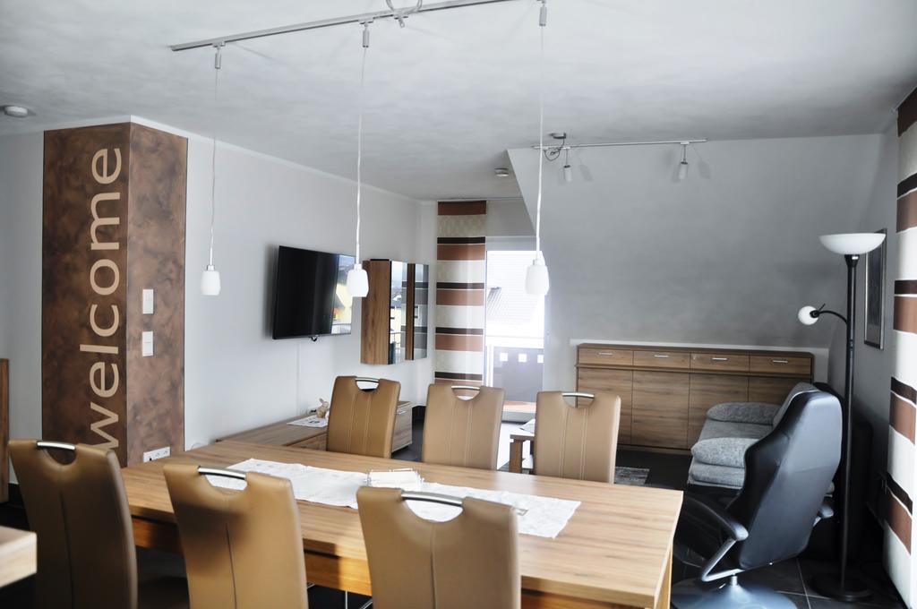 Komfortable Apartment-Wohnung ฟุลดา ภายนอก รูปภาพ