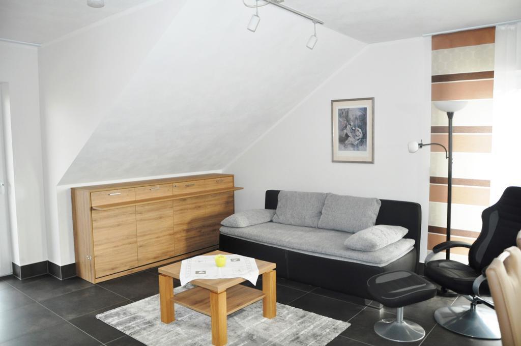 Komfortable Apartment-Wohnung ฟุลดา ภายนอก รูปภาพ